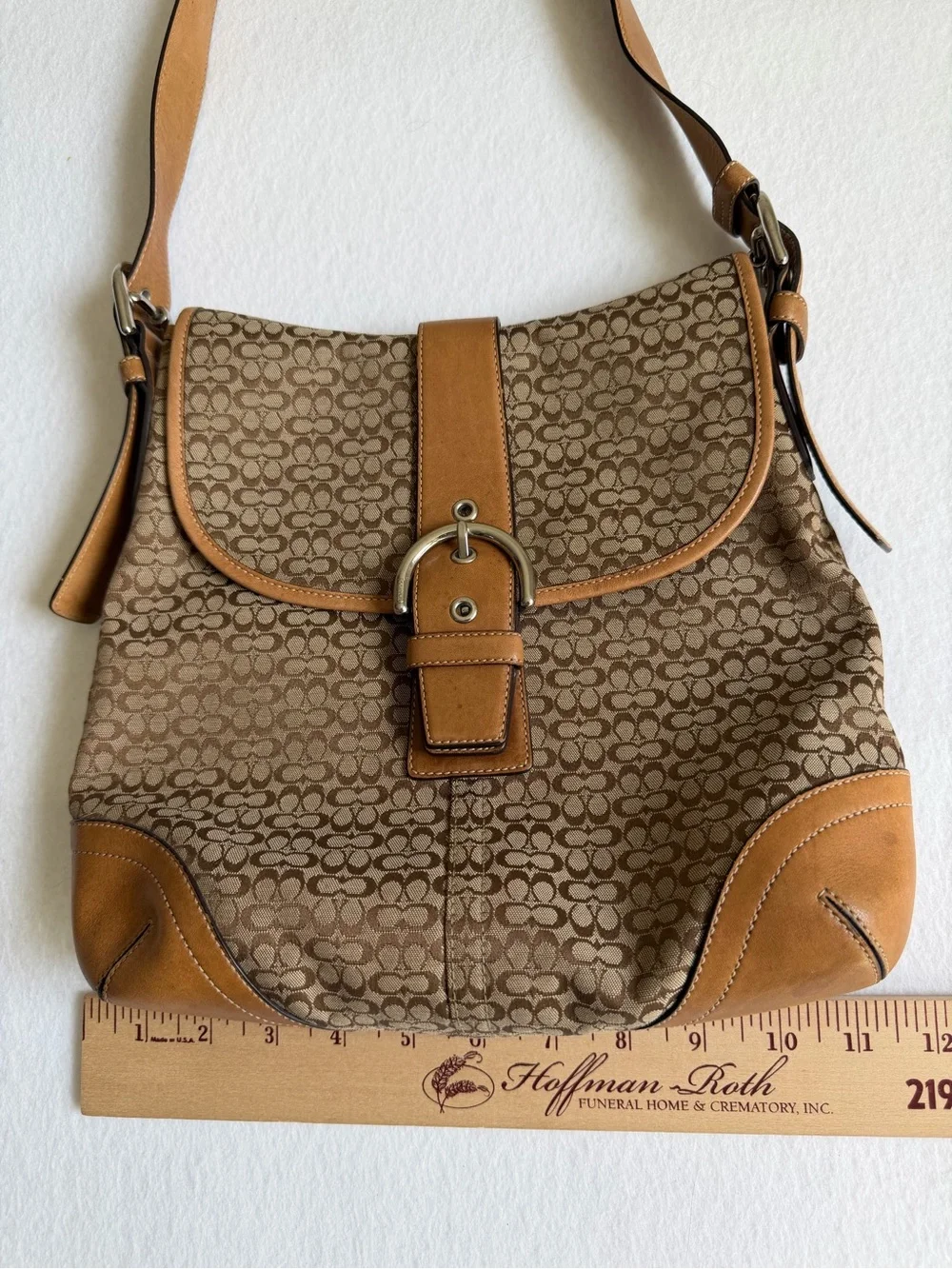 Vintage Coach Soho Signature Flap Shoulder Bag 6376 Khaki Jacquard Y2K leather